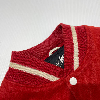 【中古品】【メンズ】 STUSSY ステューシー 08 I.S.T INTERNATIONAL TRIBE VARSITY JACKET インターナショナル トライブ バーシティージャケット アウター スタジャン 142-261020-yo-11-teih サイズ：XL カラー：レッド/ホワイト 万代Net店