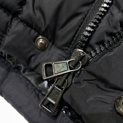 【中古品】【メンズ】 MONCLER モンクレール TAPAJOS GILET 020914330500 54155 タパジョス ジレ アウター ダウンベスト 141-261020-yo-15-teih カラー：ブラック 万代Net店