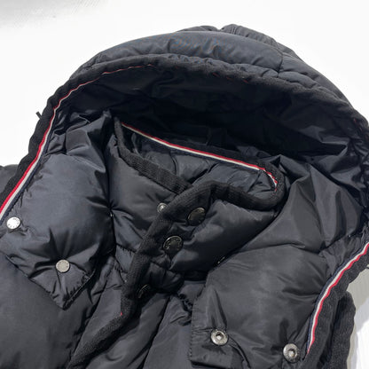 【中古品】【メンズ】 MONCLER モンクレール TAPAJOS GILET 020914330500 54155 タパジョス ジレ アウター ダウンベスト 141-261020-yo-15-teih カラー：ブラック 万代Net店