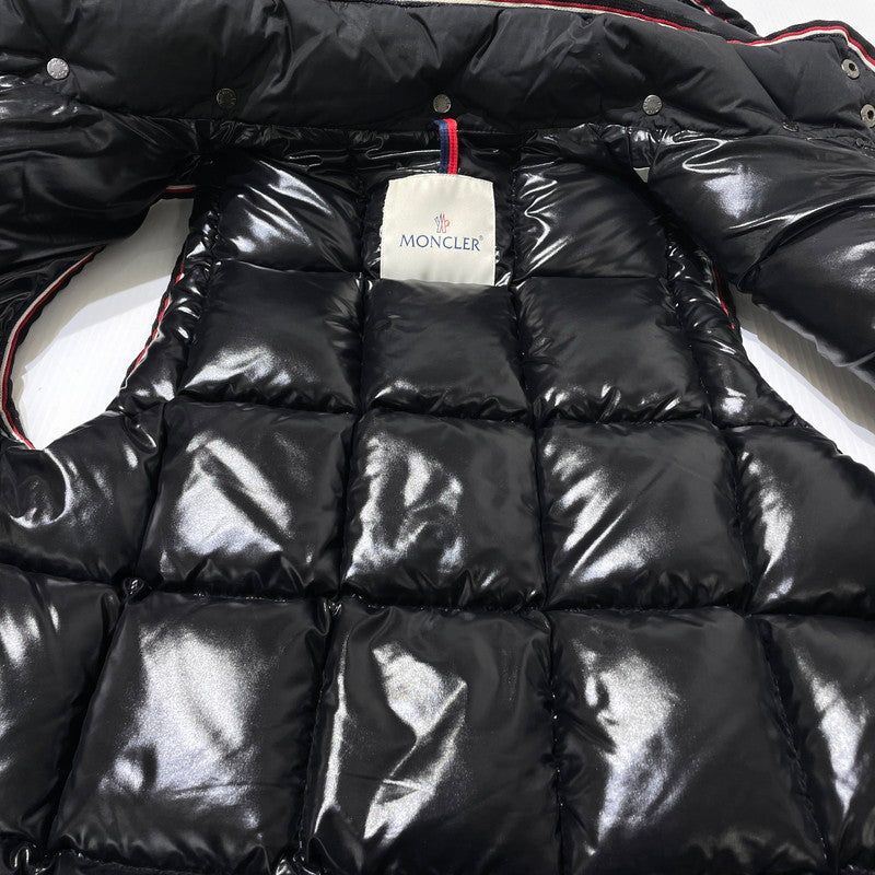 【中古品】【メンズ】 MONCLER モンクレール TAPAJOS GILET 020914330500 54155 タパジョス ジレ アウター ダウンベスト 141-261020-yo-15-teih カラー：ブラック 万代Net店