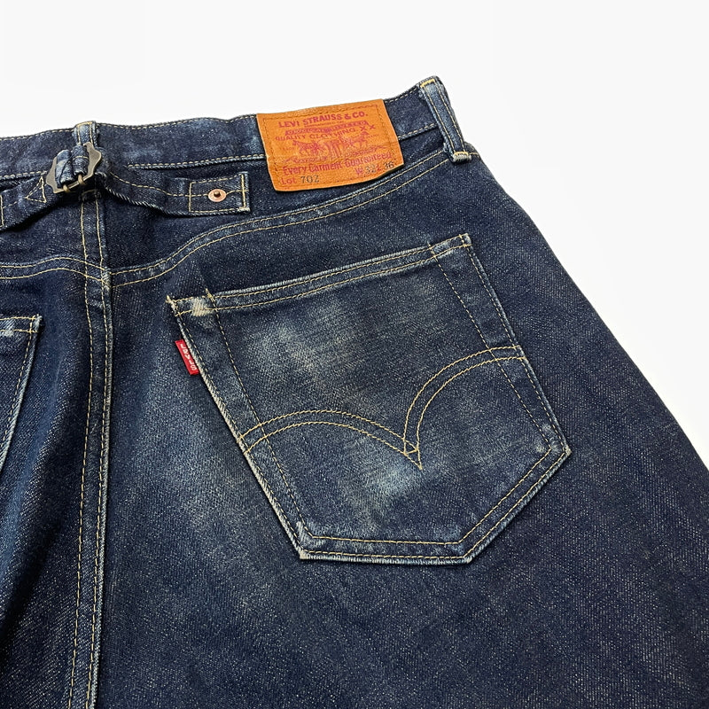 【中古品】【メンズ】 LEVI’S リーバイス SELVEDGE DENIM JEANS WITH CINCH BACK & BIG E 702-XX セルヴィッチ デニム ジーンズ ウィズ シンチバック アンド ビッグイー ボトムス ジーンズ 156-261024-sa-21-teih サイズ：32 カラー：インディゴ 万代Net店
