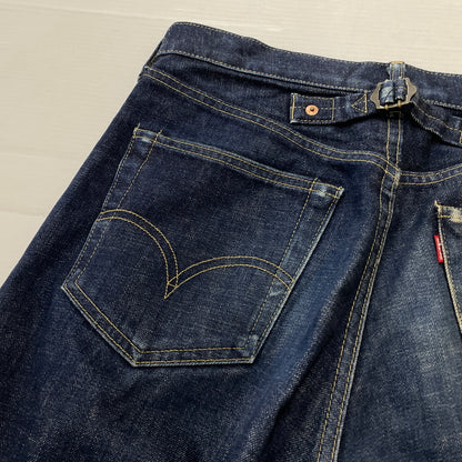 【中古品】【メンズ】 LEVI’S リーバイス SELVEDGE DENIM JEANS WITH CINCH BACK & BIG E 702-XX セルヴィッチ デニム ジーンズ ウィズ シンチバック アンド ビッグイー ボトムス ジーンズ 156-261024-sa-21-teih サイズ：32 カラー：インディゴ 万代Net店