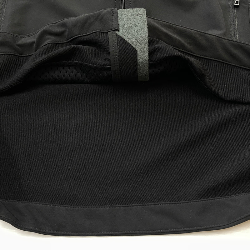 【中古品】【メンズ】 PATAGONIA パタゴニア SIMPLE GUIDE HOODY 83760SP12 シンプル ガイド フーディ アウター 144-261024-sa-18-teih サイズ：M カラー：ブラック 万代Net店