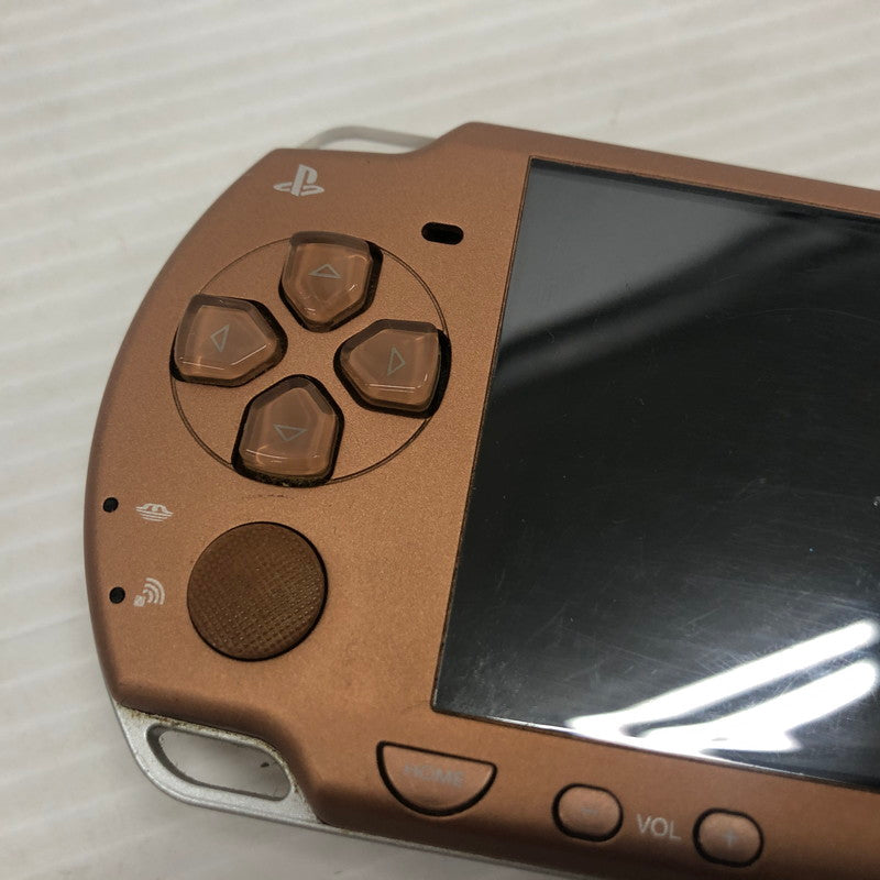【中古品】 SONY ソニー プレイステーション ポータブルPSP-2000 本体 ブロンズ バッテリー欠品 023-261025-ns-01-teih 万代Net店