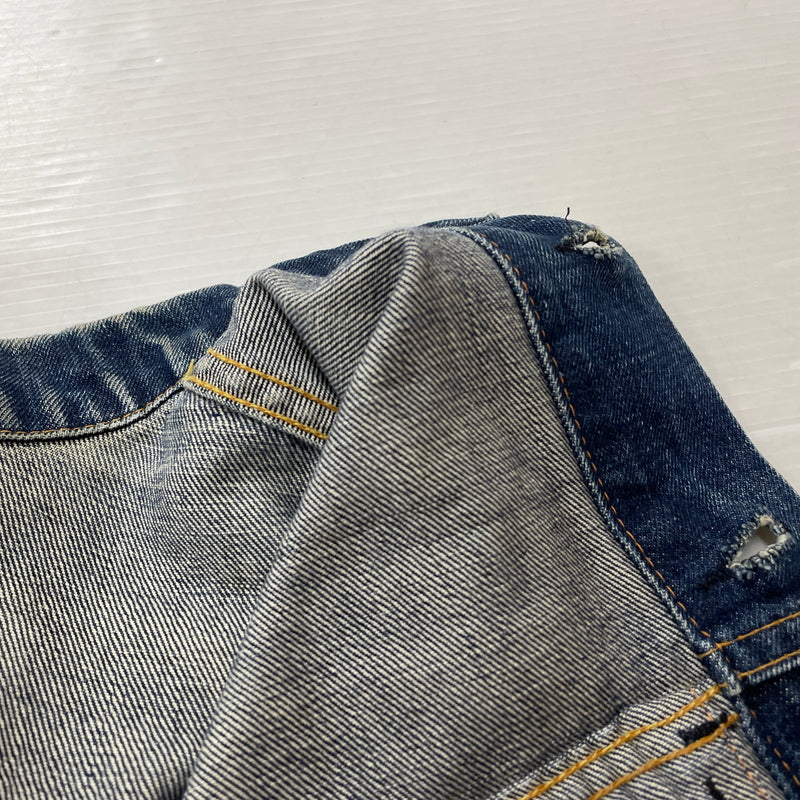 【中古品】【メンズ】 LEVI'S リーバイス 525 60's VINTAGE RAINBOW STITCH BIGE "4TH" DENIM JACKET 70505 60年代 ヴィンテージ レインボー ステッチ ビッグイー フォース デニム ジャケット アウター 不均等V 145-261024-sa-12-teih サイズ：不明 カラー：インディゴ 万代Net店
