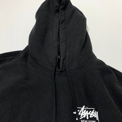 【現状渡し品】【メンズ】 STUSSY ステューシー WORLD TOUR HOODIE 3923713 ワールド ツアー フーディ トップス プルオーバーパーカー 142-261025-ko-10-teih サイズ：L カラー：ブラック 万代Net店