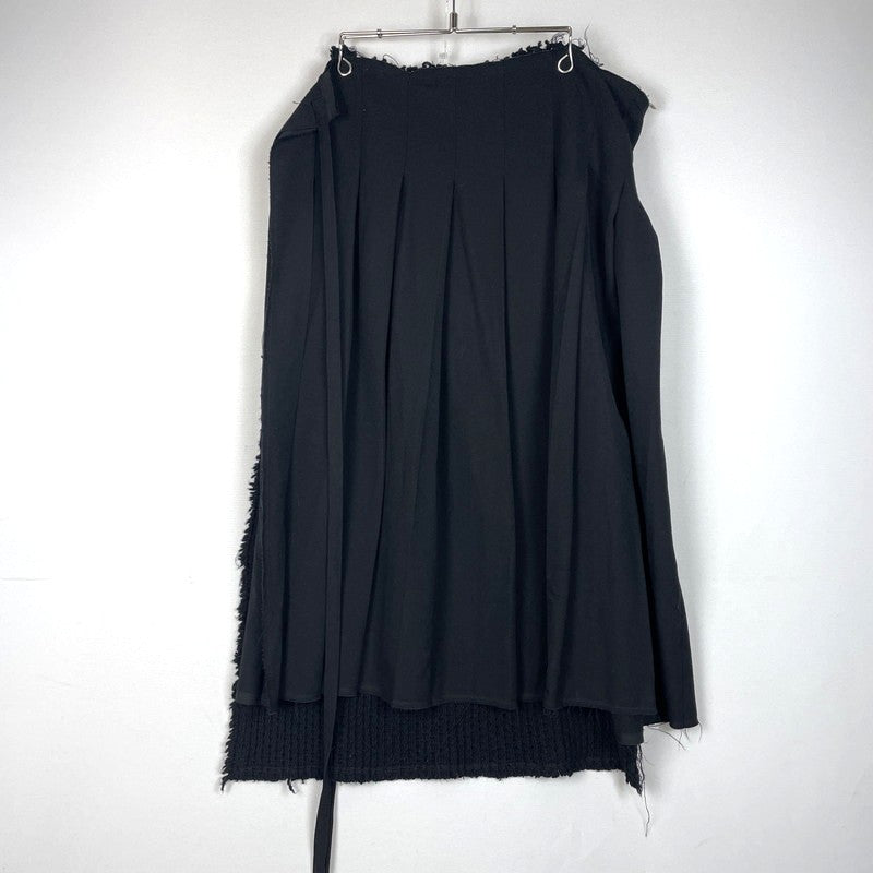 【中古品】【メンズ】 COMME des GARCONS コムデギャルソン LOW GAUGE KNIT PLEATS WRAP SKIRT AD2002 GG-S043 ローゲージニット 切替 プリーツラップ スカート ボトムス 151-261027-yo-13-teih サイズ：M カラー：ブラック 万代Net店