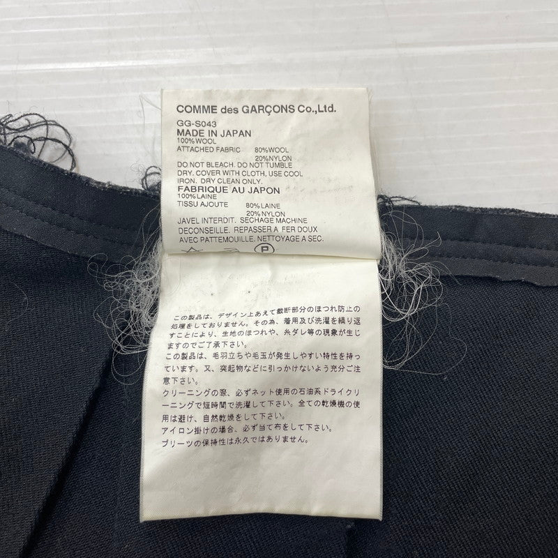 【中古品】【メンズ】 COMME des GARCONS コムデギャルソン LOW GAUGE KNIT PLEATS WRAP SKIRT AD2002 GG-S043 ローゲージニット 切替 プリーツラップ スカート ボトムス 151-261027-yo-13-teih サイズ：M カラー：ブラック 万代Net店