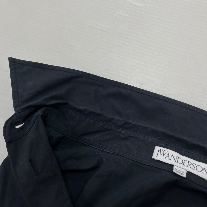 【現状渡し品】【レディース】 JW ANDERSON ジェイダブリュー アンダーソン PADLOCK STRAP SHIRT DRESS パドロック ストラップ シャツ ドレス ワンピース 168-261027-sa-13-teih サイズ：S カラー：ブラック 万代Net店