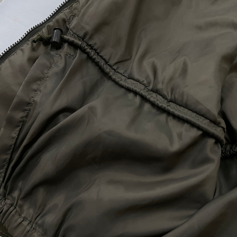 【中古品】【メンズ】 AUSTLIAN MILITARY オーストラリア ミリタリー GORE-TEX PARKA ゴアテックス パーカー アウター 145-261027-sa-14-teih サイズ：112-116 カラー：オリーブ 万代Net店