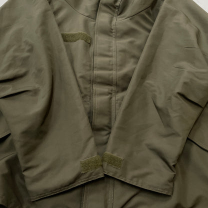 【中古品】【メンズ】 AUSTLIAN MILITARY オーストラリア ミリタリー GORE-TEX PARKA ゴアテックス パーカー アウター 145-261027-sa-14-teih サイズ：112-116 カラー：オリーブ 万代Net店