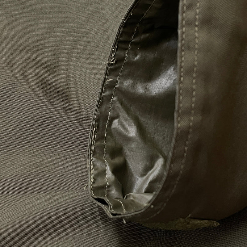 【中古品】【メンズ】 AUSTLIAN MILITARY オーストラリア ミリタリー GORE-TEX PARKA ゴアテックス パーカー アウター 145-261027-sa-14-teih サイズ：112-116 カラー：オリーブ 万代Net店