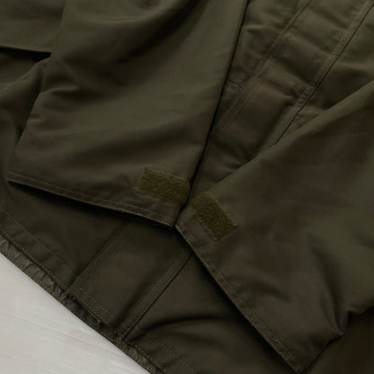【中古品】【メンズ】 AUSTLIAN MILITARY オーストラリア ミリタリー GORE-TEX PARKA ゴアテックス パーカー アウター 145-261027-sa-14-teih サイズ：112-116 カラー：オリーブ 万代Net店