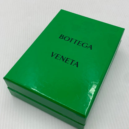 【中古品】【メンズ/レディース】 BOTTEGA VENETA ボッテガ・ヴェネタ マキシイントレチャート 二つ折り財布 コインケース 札入れ カードケース 181-261024-ko-06-teih カラー：ブラック 万代Net店