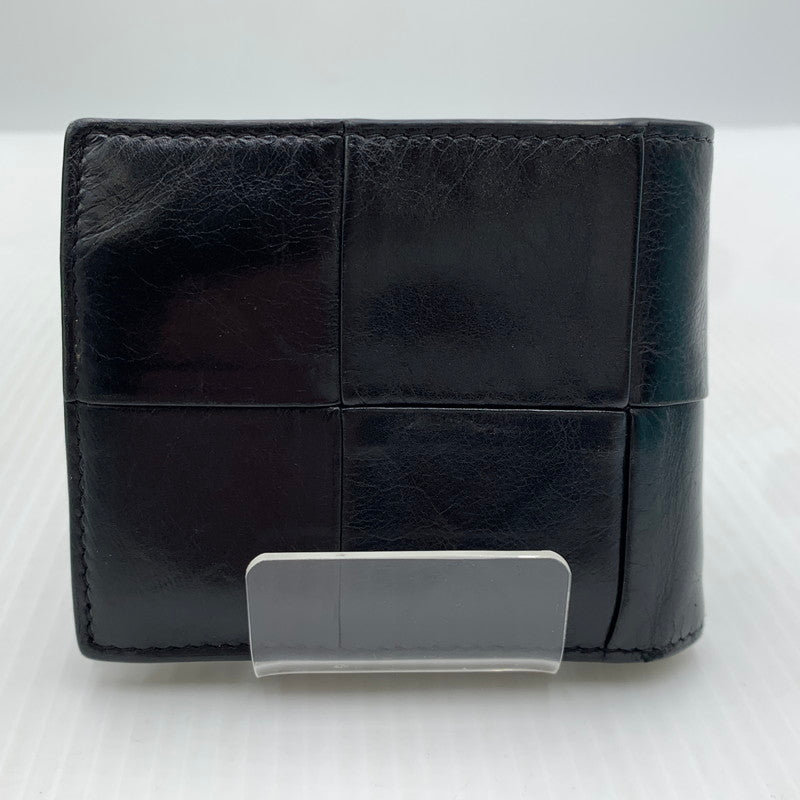 【中古品】【メンズ/レディース】 BOTTEGA VENETA ボッテガ・ヴェネタ マキシイントレチャート 二つ折り財布 コインケース 札入れ カードケース 181-261024-ko-06-teih カラー：ブラック 万代Net店