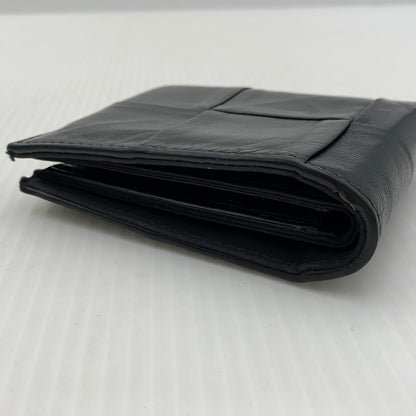 【中古品】【メンズ/レディース】 BOTTEGA VENETA ボッテガ・ヴェネタ マキシイントレチャート 二つ折り財布 コインケース 札入れ カードケース 181-261024-ko-06-teih カラー：ブラック 万代Net店