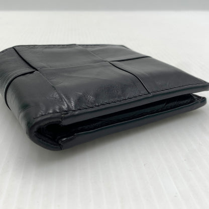 【中古品】【メンズ/レディース】 BOTTEGA VENETA ボッテガ・ヴェネタ マキシイントレチャート 二つ折り財布 コインケース 札入れ カードケース 181-261024-ko-06-teih カラー：ブラック 万代Net店