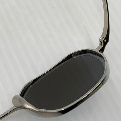【中古品】【メンズ】 KameManＮen カメマンネン OCTAGON SUNGLASSES KMN9917 オクタゴン サングラス アイウェア メタルフレーム チタン メタルフレーム 203-261024-ko-07-teih サイズ：47□21-145 カラー：シルバー系カラーフレーム 万代Net店