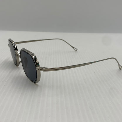 【中古品】【メンズ】 KameManＮen カメマンネン OCTAGON SUNGLASSES KMN9917 オクタゴン サングラス アイウェア メタルフレーム チタン メタルフレーム 203-261024-ko-07-teih サイズ：47□21-145 カラー：シルバー系カラーフレーム 万代Net店