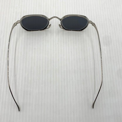 【中古品】【メンズ】 KameManＮen カメマンネン OCTAGON SUNGLASSES KMN9917 オクタゴン サングラス アイウェア メタルフレーム チタン メタルフレーム 203-261024-ko-07-teih サイズ：47□21-145 カラー：シルバー系カラーフレーム 万代Net店