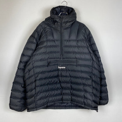 【中古品】【メンズ】 SUPREME シュプリーム 25FW MICRO DOWN HALF ZIP HOODED PULLOVER JACKET マイクロダウン ハーフジップ フーデッド プルオーバー ジャケット アウター 149-261027-yo-23-teih サイズ：XXL カラー：ブラック 万代Net店