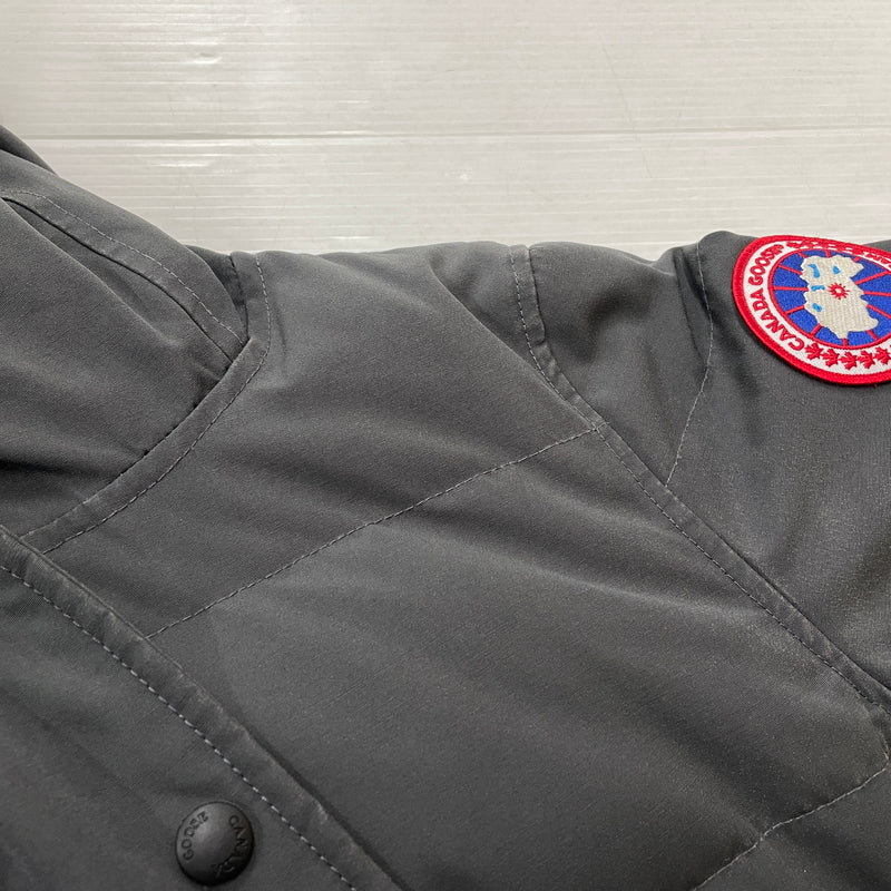 【現状渡し品】【メンズ】 CANADAGOOSE カナダグース MACKENZIE PARKA 2302JL マッケンジー パーカー アウター 141-261028-sa-10-teih サイズ：S カラー：グレー 万代Net店