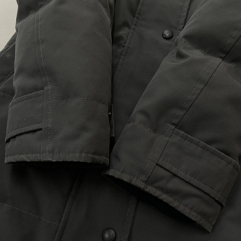 【現状渡し品】【メンズ】 CANADAGOOSE カナダグース MACKENZIE PARKA 2302JL マッケンジー パーカー アウター 141-261028-sa-10-teih サイズ：S カラー：グレー 万代Net店