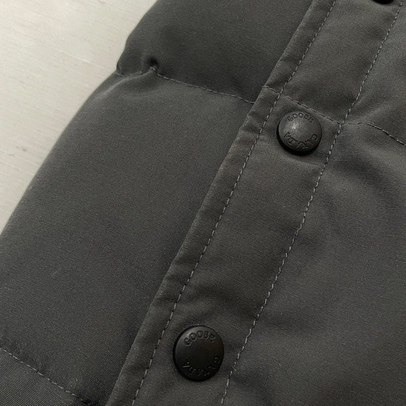 【現状渡し品】【メンズ】 CANADAGOOSE カナダグース MACKENZIE PARKA 2302JL マッケンジー パーカー アウター 141-261028-sa-10-teih サイズ：S カラー：グレー 万代Net店
