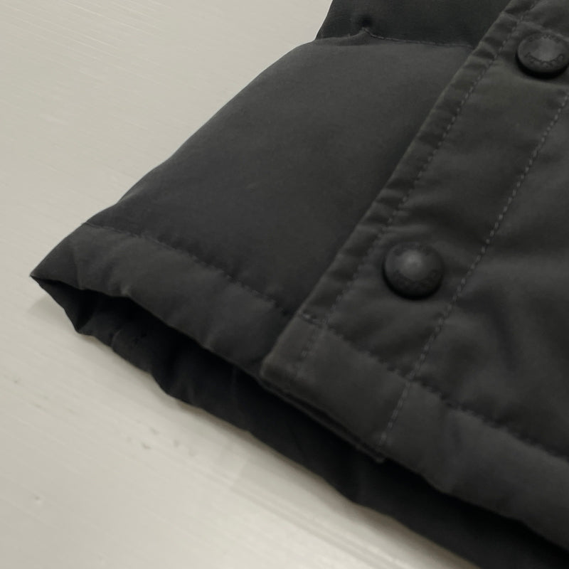 【現状渡し品】【メンズ】 CANADAGOOSE カナダグース MACKENZIE PARKA 2302JL マッケンジー パーカー アウター 141-261028-sa-10-teih サイズ：S カラー：グレー 万代Net店