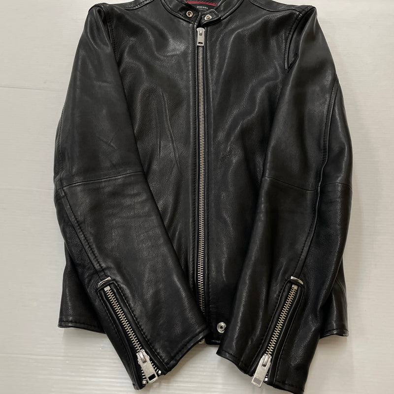 【中古品】【メンズ】 DIESEL ディーゼル RAM LEATHER RIDERS JACKET ラム レザー ライダース ジャケット アウター 141-261028-sa-05-teih サイズ：M カラー：ブラック 万代Net店
