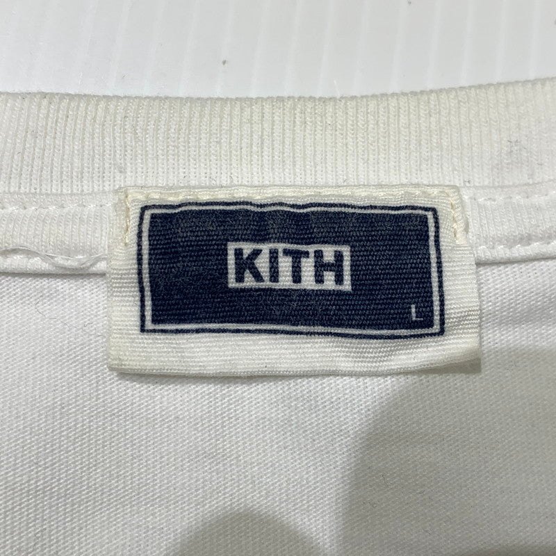 【中古品】【メンズ】 Kith キス CITY NEVER SLEEPS LOGO TEE 22-071-060-0001-1-0 シティーネバースリープス ロゴ Tシャツ トップス 142-261029-ss-01-teih サイズ：L カラー：ホワイト 万代Net店