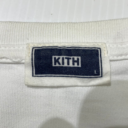 【中古品】【メンズ】 Kith キス CITY NEVER SLEEPS LOGO TEE 22-071-060-0001-1-0 シティーネバースリープス ロゴ Tシャツ トップス 142-261029-ss-01-teih サイズ：L カラー：ホワイト 万代Net店