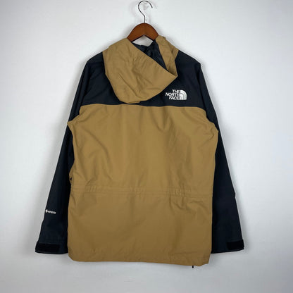 【中古品】【メンズ】 THE NORTH FACE ザ・ノースフェイス GORE-TEX MOUNTAIN LIGHT JACKET NP11834 ゴアテックス マウンテン ライト ジャケット ライトアウター 144-261028-yo-13-teih サイズ：L カラー：ベージュ 万代Net店