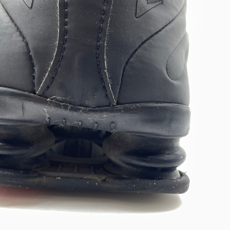 【中古品】【メンズ】 NIKE ナイキ SHOX R4 AR3565-004 ショックス アールフォー スニーカー 靴 160-261029-sa-21-teih サイズ：29cm カラー：ブラック 万代Net店