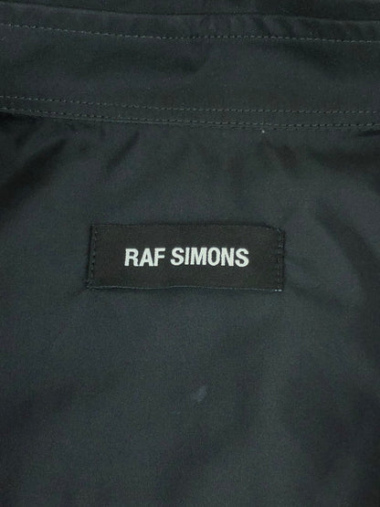 【中古品】【メンズ】 RAF SIMONS ラフシモンズ 20SS OVERSIZED SHIRT WITH PATCHES 201-293-15020-00044 オーバーサイズド シャツ ウィズ パッチーズ 140-231105-kk-02-tag サイズ：44 カラー：ブラック 万代Net店