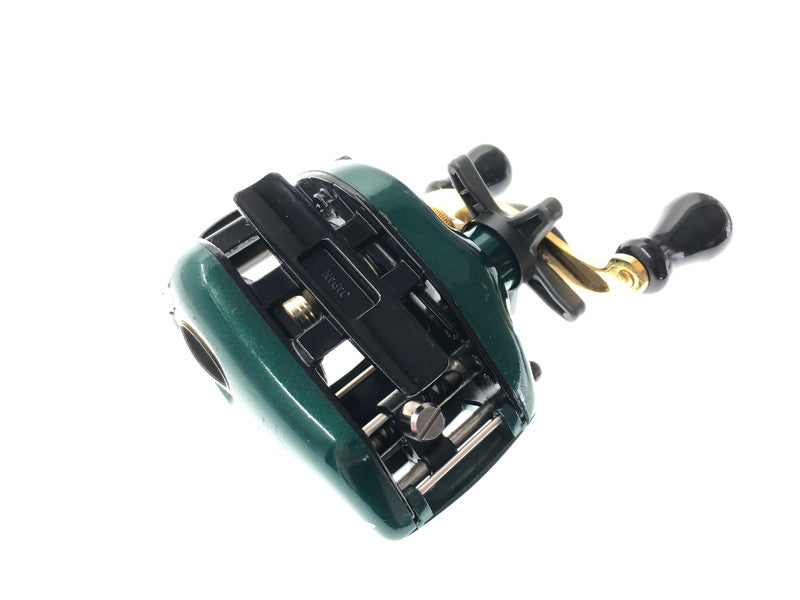 【中古品】 ZEAL ズイール IXIONE IX-4F イクシオーネ IX-4F カシワギ :グリーン ベイトリール 右ハンドル 釣り 釣り具等 134-260819-rt-06-tag 万代Net店