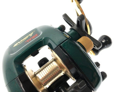 【中古品】 ZEAL ズイール IXIONE IX-4F イクシオーネ IX-4F カシワギ :グリーン ベイトリール 右ハンドル 釣り 釣り具等 134-260819-rt-06-tag 万代Net店
