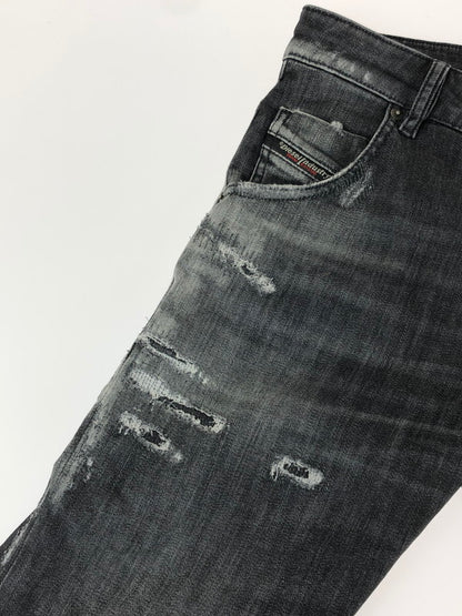 【中古品】【メンズ/レディース】 DIESEL ディーゼル  KROOLEY JOGG JEANS A01897 クロッキー ジョグジーンズ ボトムス デニムパンツ  152-240518-kk-10-tag サイズ：28 カラー：ブラック 万代Net店