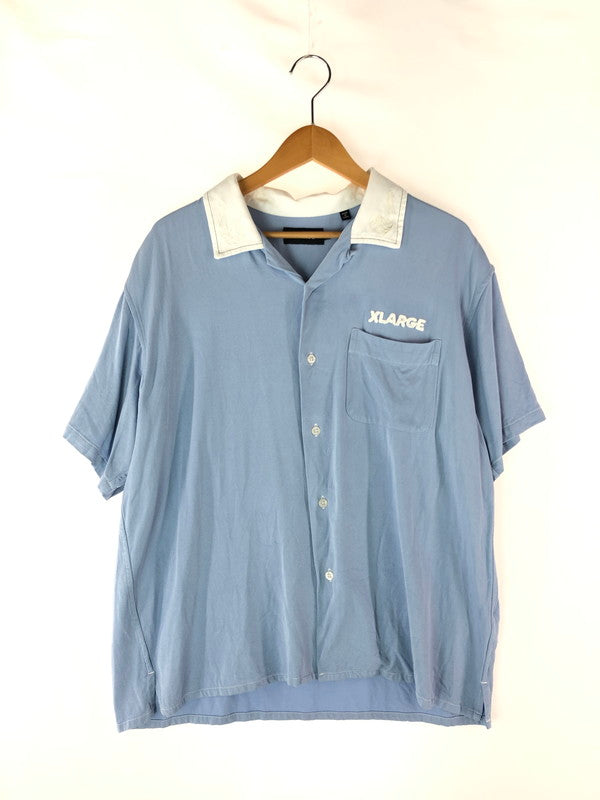 【中古品】【メンズ】 XLARGE エクストララージ  24SS OG S/S WORK SHIRT 101242014003 オリジナルグラフィック ショートスリーブ ワークシャツ トップス 半袖 142-240523-yk-3-tag サイズ：M カラー：ライトブルー 万代Net店