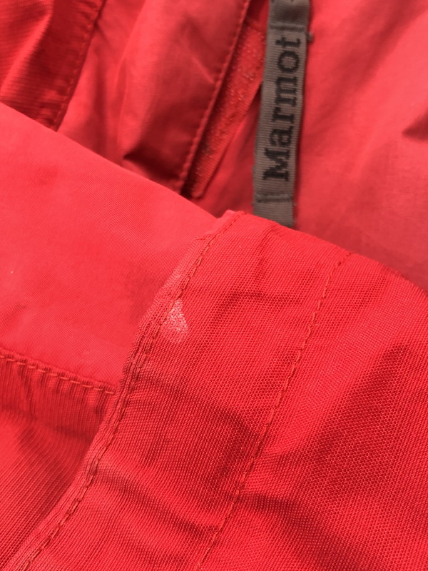 【現状渡し品】【メンズ】 MARMOT マーモット MOUNTAIN PARKER マウンテンパーカー ライトアウター 144-260524-rt-18-tagh サイズ：L カラー：レッド 万代Net店