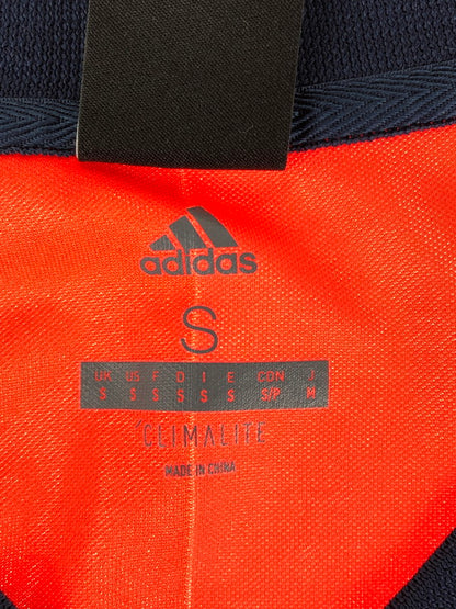 【中古品】【メンズ】  GOSHA RUBCHINSKIY ゴーシャラブチンスキー× ADIDAS アディダス 別注 コラボ GAME SHIRTゲームシャツ 半袖 トップス  サッカーシャツ 141-240806-mo-1-tag サイズ：S カラー：レッド 万代Net店