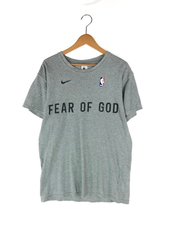 【現状渡し品】【メンズ】 NIKE ナイキ × FEAR OF GOD フィア オブ ゴッド コラボ M NRG W TOP CU4699-063 半袖Tシャツ 142-240825-hi-5-tag サイズ：XS カラー：グレー 万代Net店