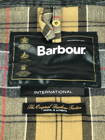 【中古品】【メンズ】 Barbour バーブァー INTERNATIONAL OILED JACKET 1802334 インターナショナル オイルドジャケット アウター 144-240917-yk-13-tag サイズ：36 カラー：BLACK 万代Net店