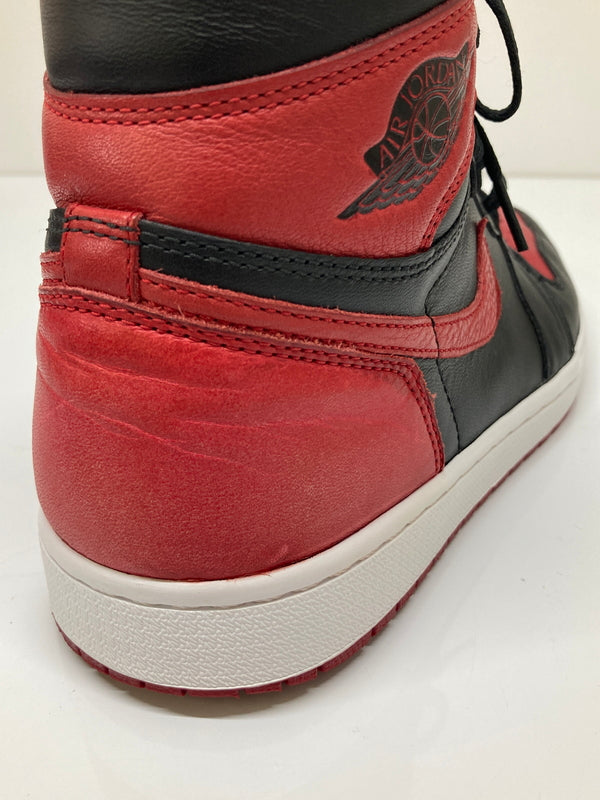【中古品】【メンズ】 NIKE ナイキ AIR JORDAN 1 RETRO HIGH OG BANNED 555088-001 エアジョーダン 1 レトロ ハイ オリジナル バーンド スニーカー 靴 160-260718-kk-04-hon カラー：BLACK/VARSITY RED-WHITE 万代Net店
