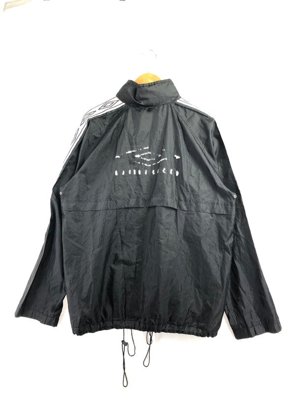【現状渡し品】【メンズ】 UMBRO アンブロ NYLON JACKET ナイロンジャケット ライトアウター 146-260505-rt-19-tag サイズ：L カラー：ブラック 万代Net店
