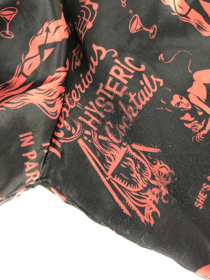 【中古】【メンズ】 HYSTERIC GLAMOUR ヒステリックグラマー DEVILS COCKTAIL 総柄 ジップアップ リブブルゾン 02181AB02 デビルズカクテル ライトアウター 140-241101-hi-13-tag サイズ：S カラー：ブラック 万代Net店