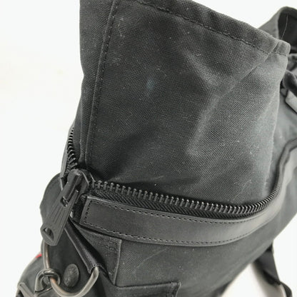 【中古品】【メンズ/レディース】 PORTER×LEVI'S ポーター×リーバイス メッセンジャーバッグ カバン 188-241213-ki-05-tag カラー：ブラック 万代Net店