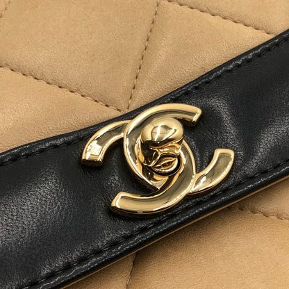 【中古品】【レディース】 CHANEL シャネル マトラッセ ワンショルダーバッグ バイカラー ココマーク カバン 180-241204-hi-02-tag カラー：ベージュ/ブラック 万代Net店