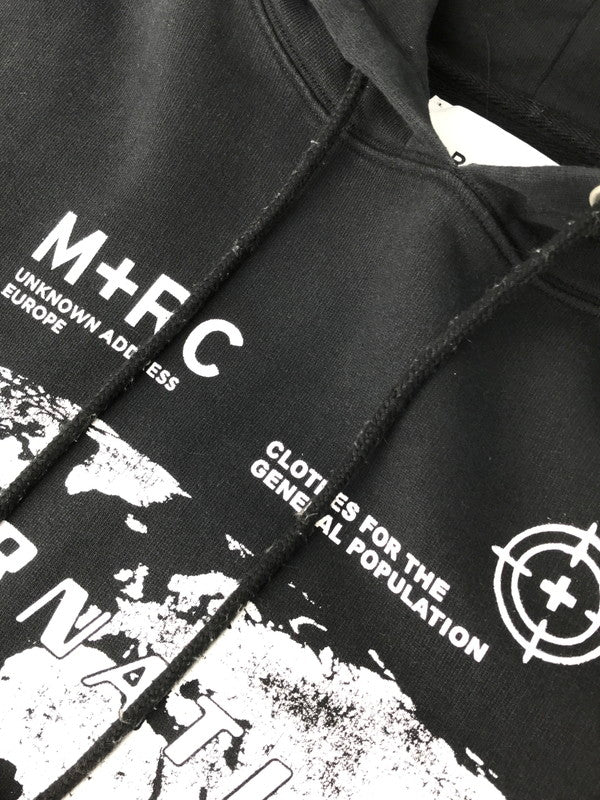 【中古品】【メンズ】 M+RC NOIR マルシェノア INTERNATIONAL HOODIE インターナショナル フーディー プルオーバーパーカー 142-241225-hi-25-tag サイズ：M カラー：ブラック 万代Net店