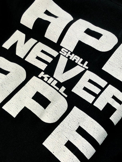 【中古品】【メンズ】 A BATHING APE アベイシングエイプ 00’S APE SHALL NEVER KILL APE PRINT SWEAT 00年代 エイプ シャル ネバー キル エイププリント スウェット トップス トレーナー 142-250119-mo-15-tag サイズ：L カラー：ブラック 万代Net店